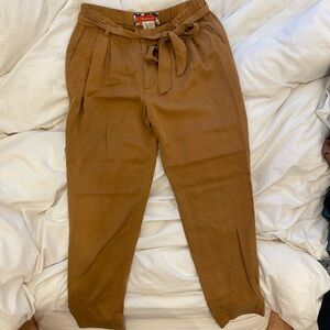 Anthropologie mustard paper bag pants size XS